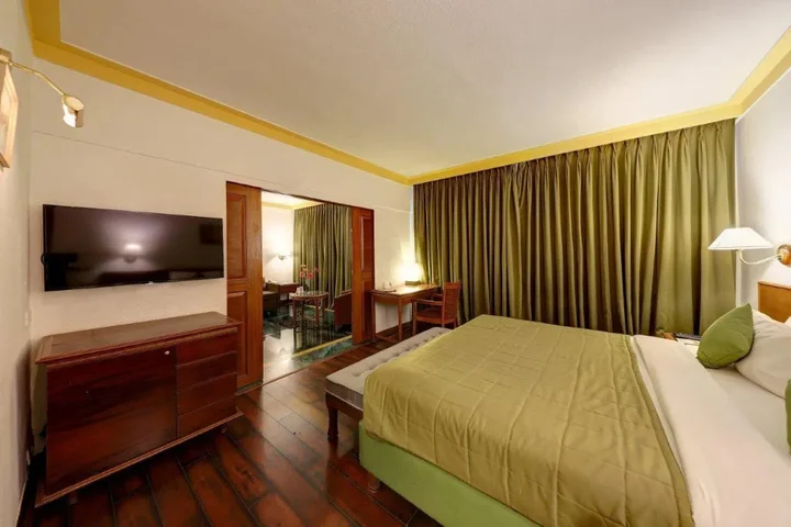 Пуна: The Central Park Hotel