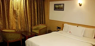 Пимпри-Чинчвад: Hotel Kala Sagar