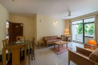 Бангалор: The Orchard Suites Sankey Road