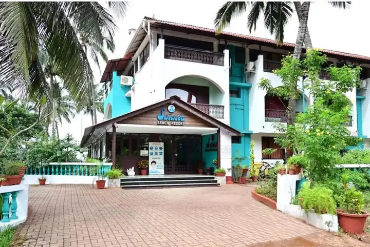 Панаджи: Swim Sea Beach Resort