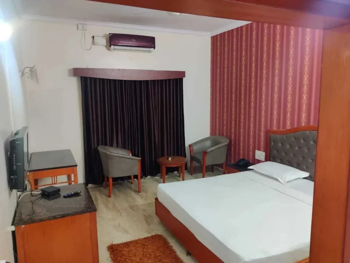 Бангалор: Hotel Chetan International