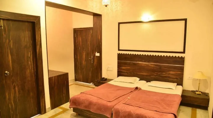 Удаипур: Hotel Saheli Palace