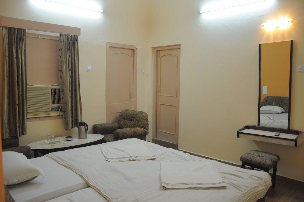 Удаипур: Hotel Saheli Palace
