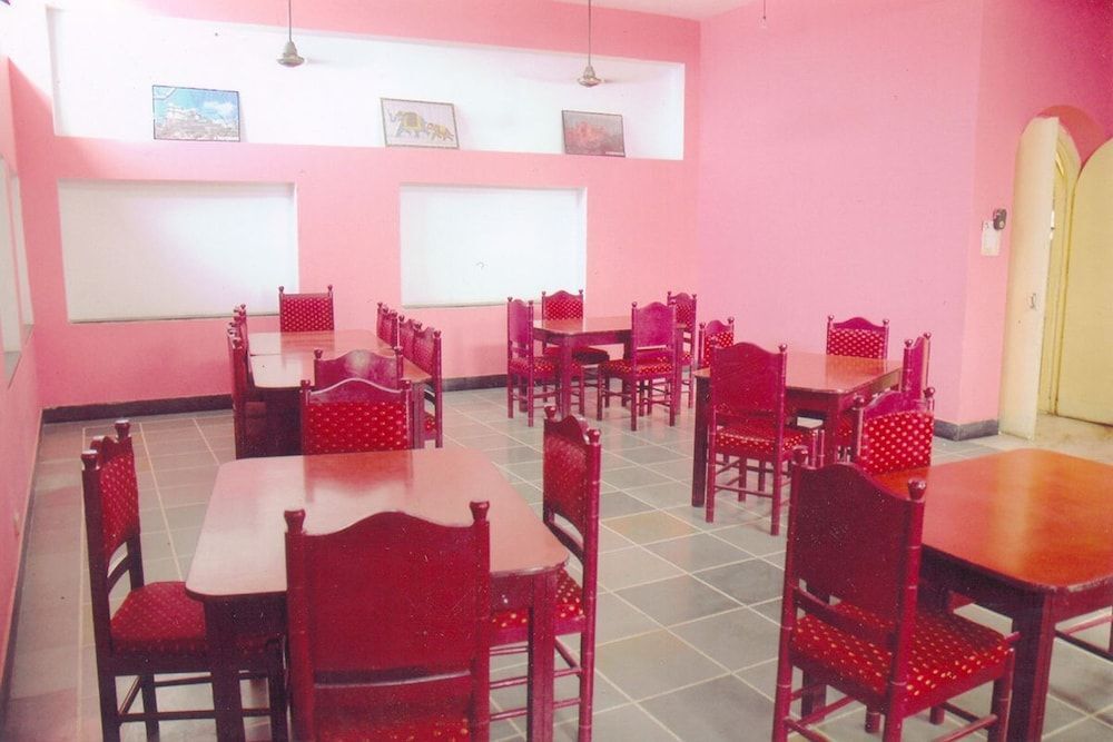 Удаипур: Hotel Saheli Palace