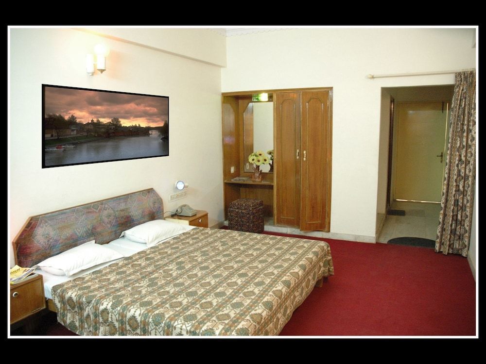 Hotel Saheli Palace — фото 2