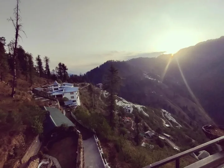 Куфри: Tethys Ski Resort Narkanda
