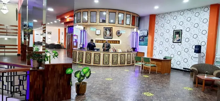 Ути: The Monarch Hotel
