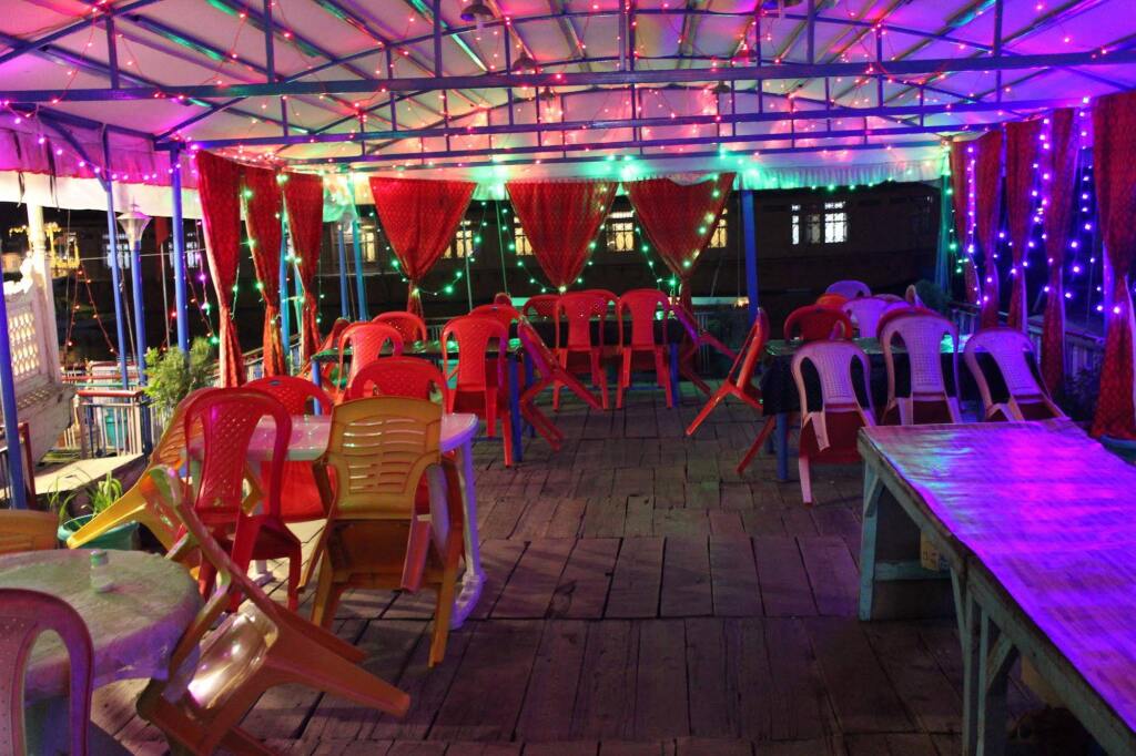 Aziz Palace Group of Houseboats — фото 4