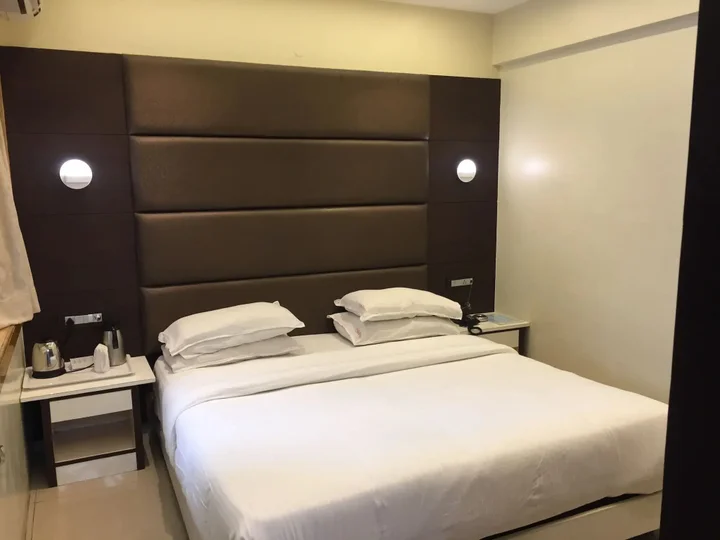 Пуна: Hotel Shivkrupa