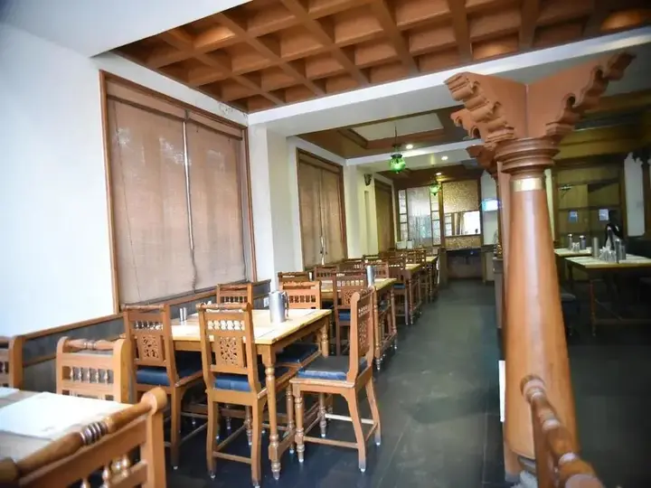 Солагампатти: OYO Rooms Near Railway Station Thanjavur
