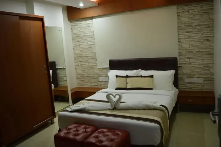 Висакхапатнам: OYO 1489 Hotel Diamond's Pearl