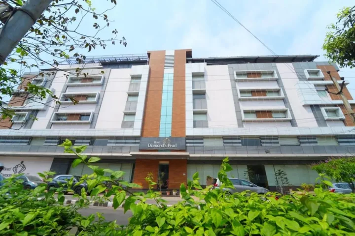 Висакхапатнам: OYO 1489 Hotel Diamond's Pearl