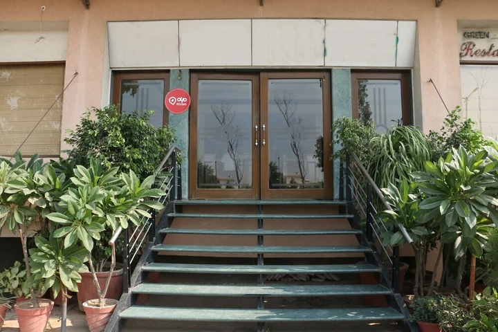 Лудхиана: OYO 1898 Hotel Aditya
