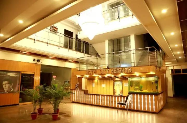 Нью-Дели: OYO 2202 Hotel City Heights
