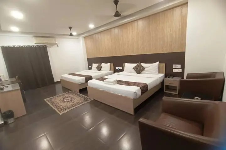 Силигури: OYO Rooms Near Cosmos Mall