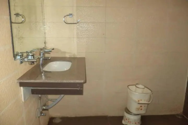 Силигури: OYO Rooms Near Cosmos Mall