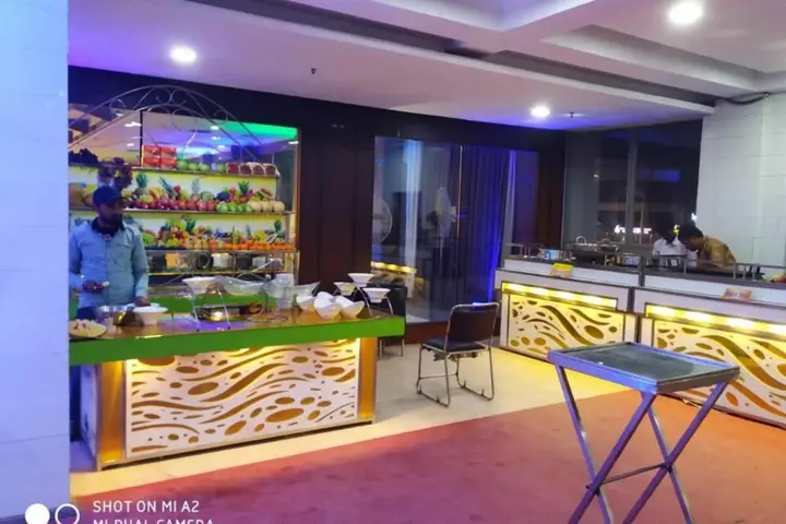 Силигури: OYO Rooms Near Cosmos Mall