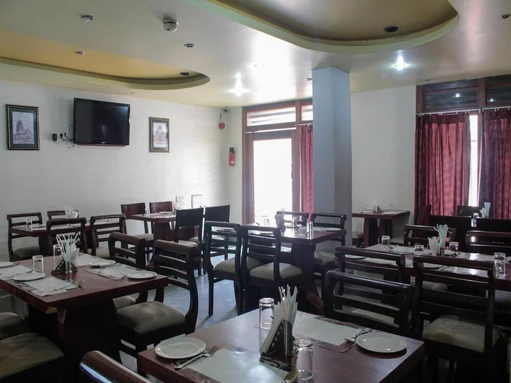 Бхубанешвар: OYO Flagship 2338 Hotel Choice inn