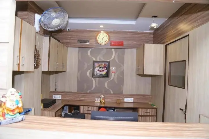 Зиракпур: OYO Rooms Paras down Town Mall