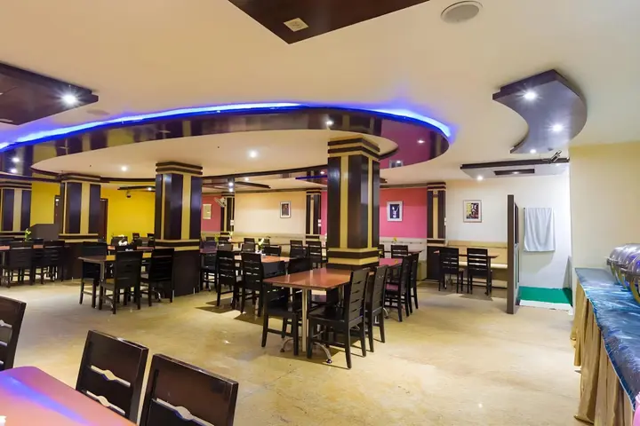 Тирупати: MG Hotel Udayee International
