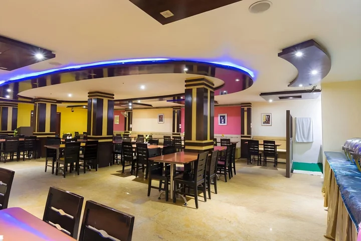 Тирупати: MG Hotel Udayee International