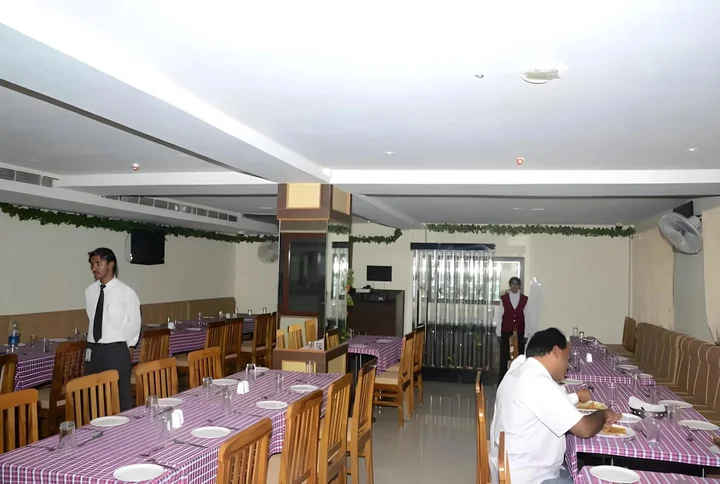 Тирупати: MG Hotel Udayee International