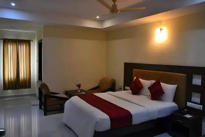 Тирупати: MG Hotel Udayee International