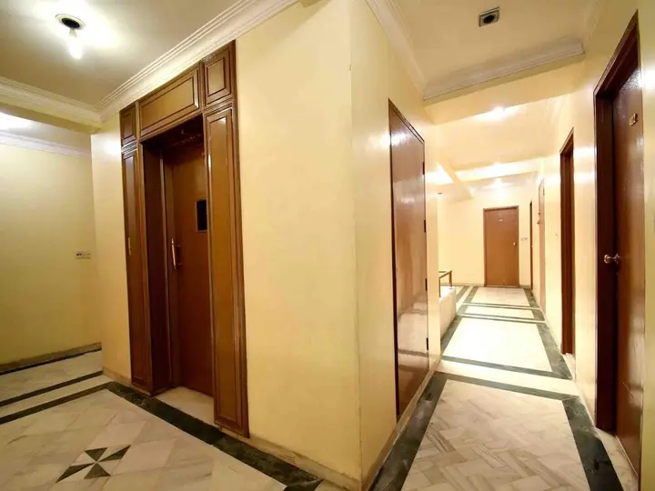 Индаур: OYO 3771 Abhay Prashal