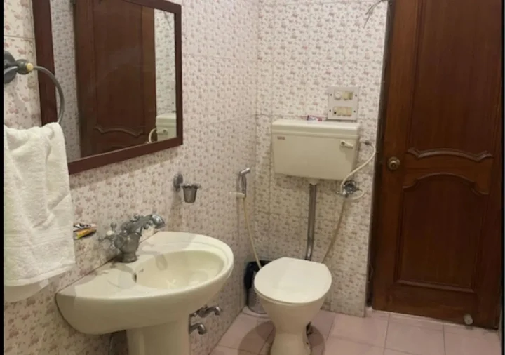 Праяградж: OYO 2147 Hotel Imperial House