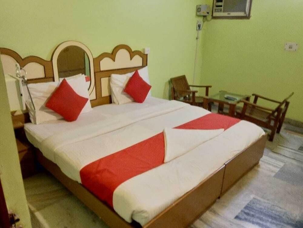 Варанаси: Hotel Divya
