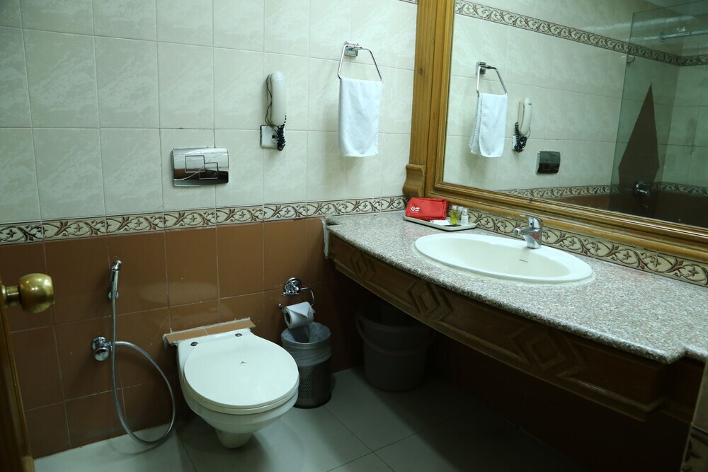 Панчкула: OYO 657 Hotel K C Cross Road