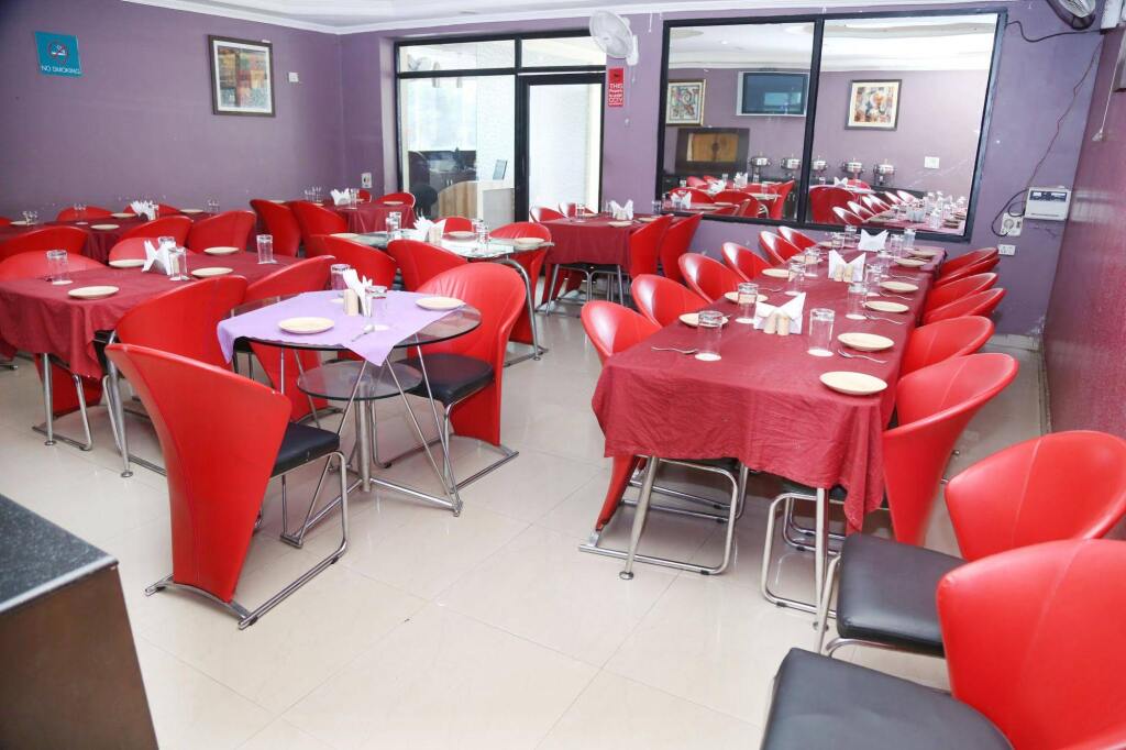 Гуруграм: Pacific Inn Suryansh Hotel