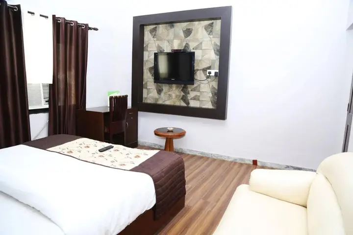 Гуруграм: Pacific Inn Suryansh Hotel