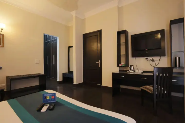 Нью-Дели: FabHotel Aashraye Nehru Place