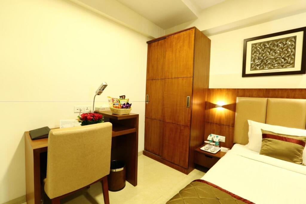 Мумбаи: The Altruist Business Hotel Andheri