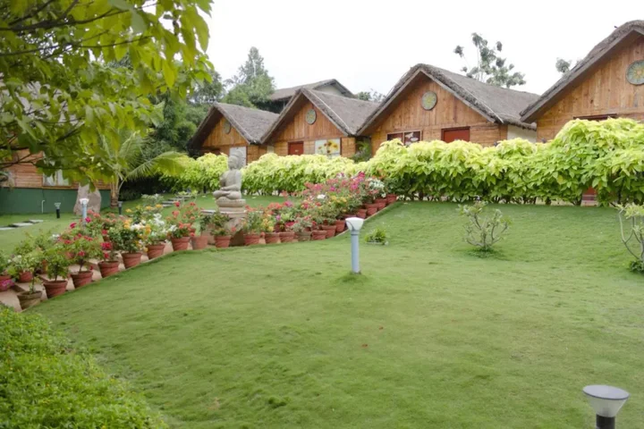 Хидерабад: Mrugavani Resort and Spa