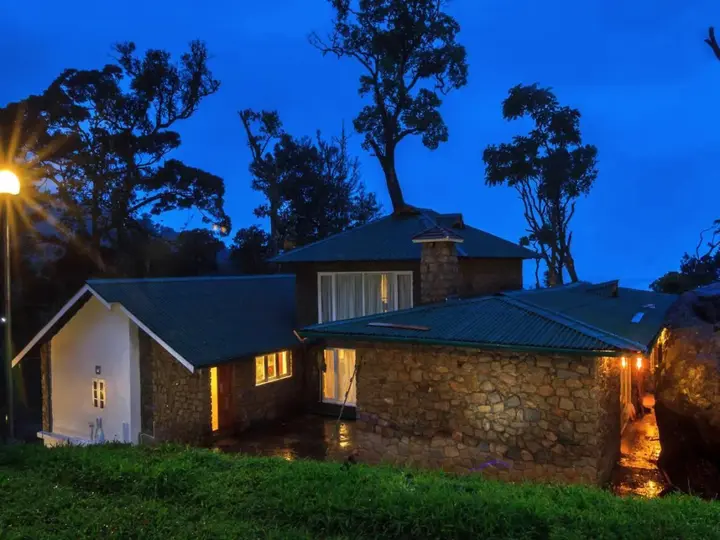 Муннар: Neelakurunji Luxury Plantation