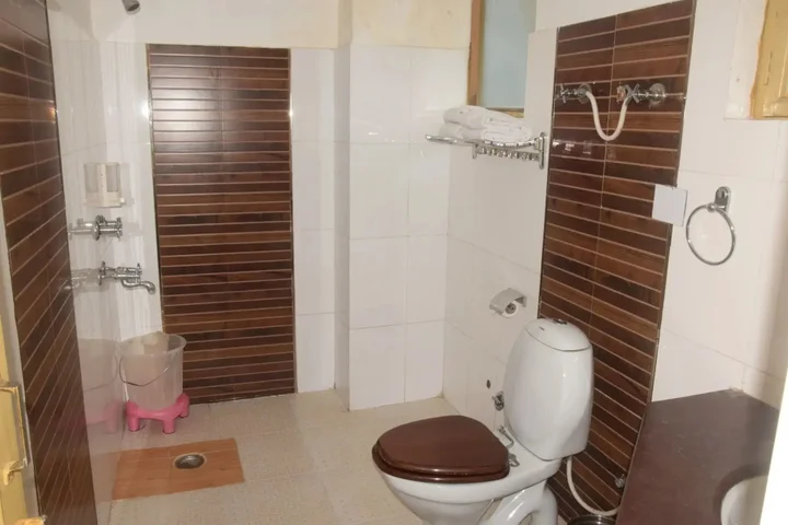 Кангра: Nandini Residency