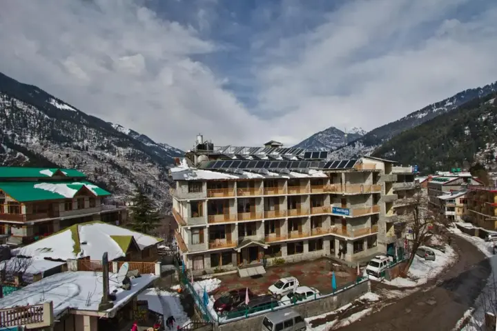 Манали: Sarthak Resorts