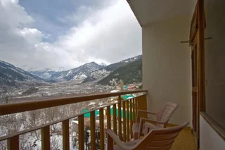 Манали: Sarthak Resorts