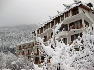 Манали: Sarthak Resorts