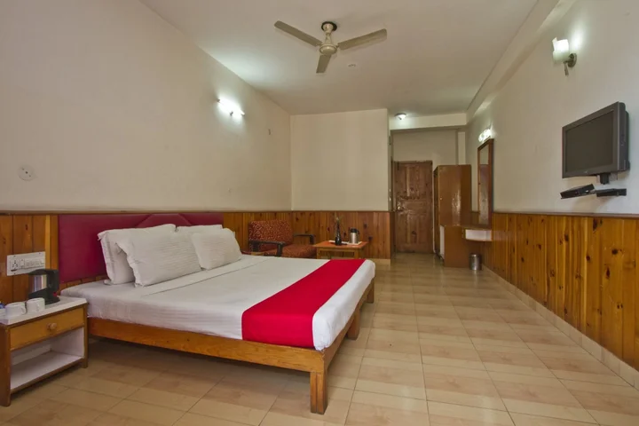 Манали: Sarthak Resorts