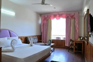 Манали: Sarthak Resorts