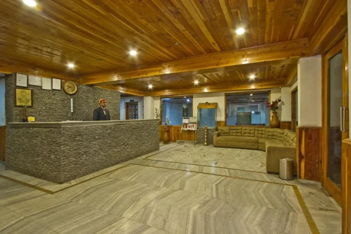 Манали: Sarthak Resorts