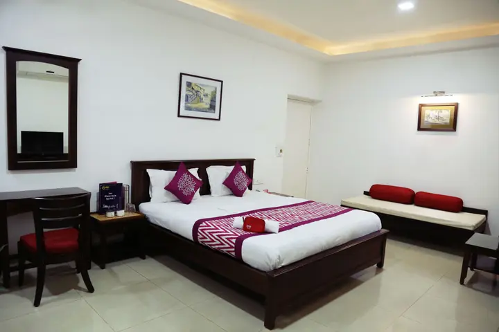Пуна: Oyo 749 Hotel Ketan