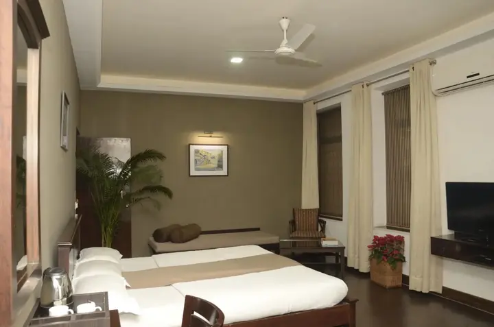 Пуна: Oyo 749 Hotel Ketan