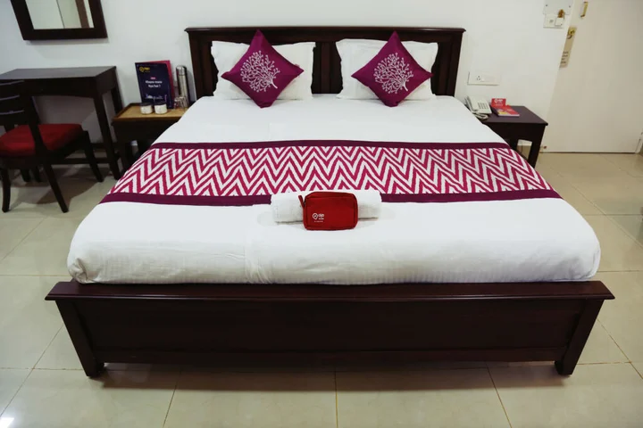 Пуна: Oyo 749 Hotel Ketan
