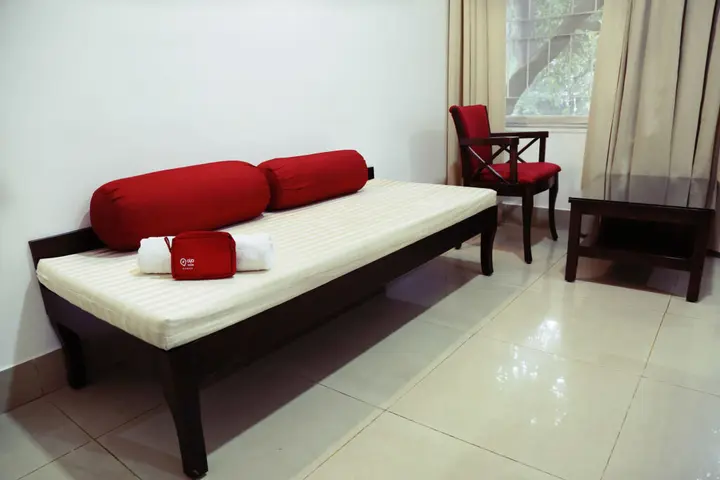 Пуна: Oyo 749 Hotel Ketan
