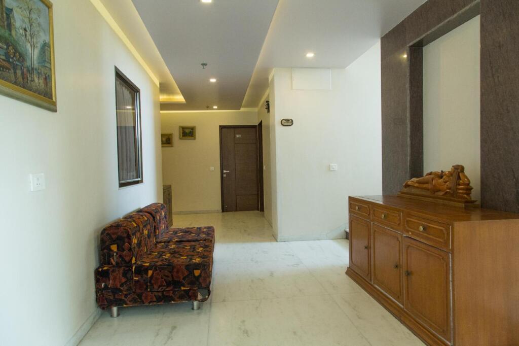 Нагпур: JK Rooms 117 The Majestic Manor