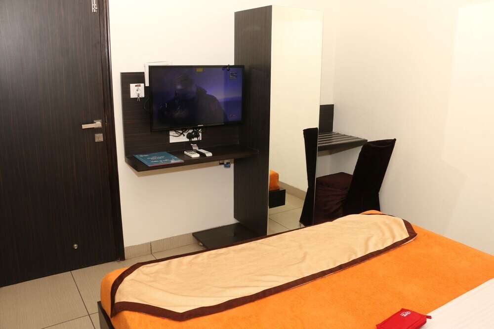Лудхиана: OYO 1075 Hotel City Home